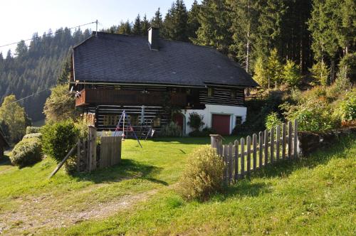 Altes Bauernhaus in Gnesau, Österreich