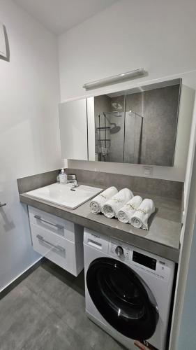 APARTAMENT BUŁGARSKA 60m2-3 POKOJE-PIĘKNY WIDOK-13 PIĘTRO 24H CHECK IN