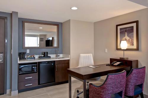 Embassy Suites By Hilton Oklahoma City Northwest - image 11