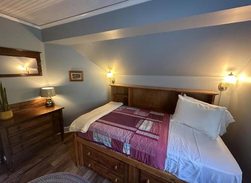 Orcas Hotel