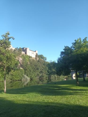 La Artesonada casa con finca (Puebla de Sanabria).