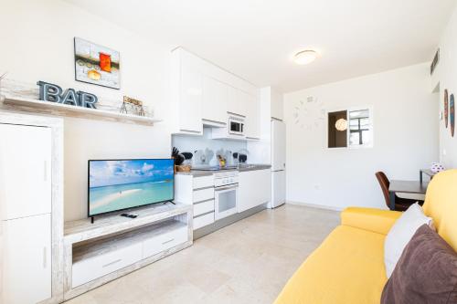 Gemelos 23 - 10B Apartment Levante Beach - image 2