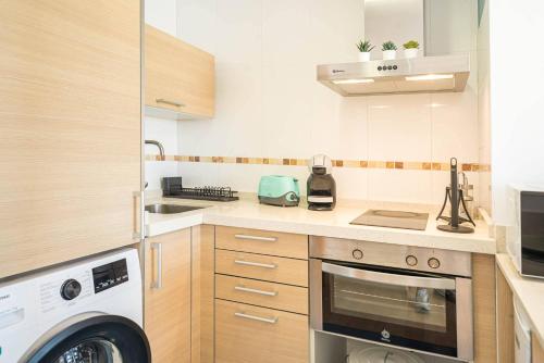 Estudio con vistas y parking Room Type - One-Bedroom Apartment