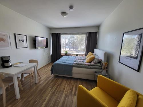 Studio central - easy check-in, free wifi & parking