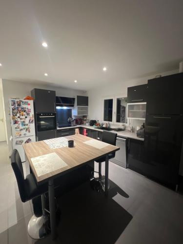 Chambre chez thomas - Familly