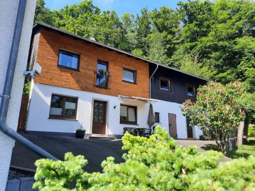 Pretty apartment in Medebach with adjacent forest