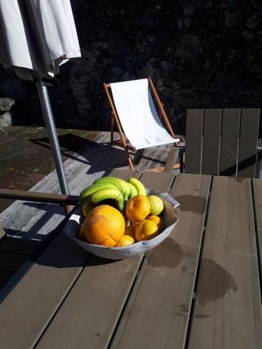 Quinta do Avô (Quinta do Avo) in ริเบย์ราเซกา