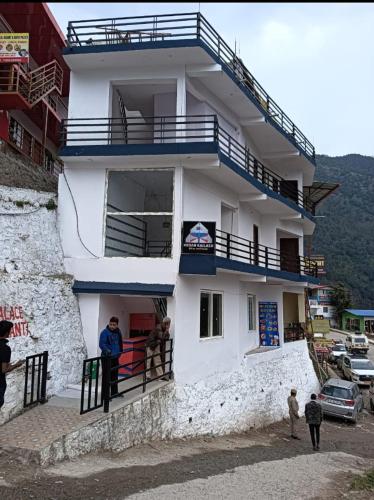 Kedar Kailash Hotel