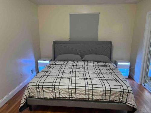 Family Friendly NYC Access 7 Guests in Clifton (New Jersey)