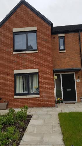 Free Car Park And Walk To Coop, Etihad, Piccadilly Manchester City Centre, Free Snacks - Manchester