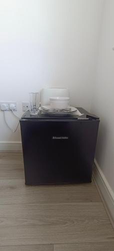 Free Car Park and walk to COOP, Etihad, Piccadilly, Free Snacks, Manchester (photo 8)