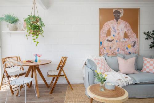 Palm Springs Oasis in Bateau Bay - Kincumber