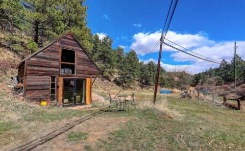 Sunshine Daydream Boulder Mountain Home - walk to Pearl St. / hiking in Boulder, USA