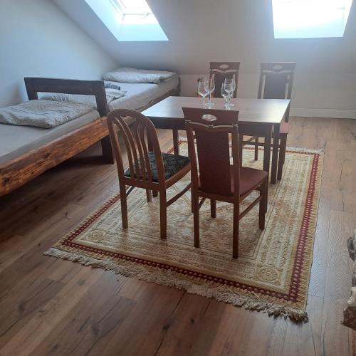 Ubytování u Alfonse Muchy (Ubytovani u Alfonse Muchy) in Mikulov