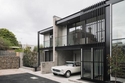 Stadium View Townhouse