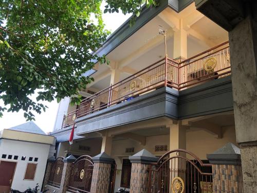 OYO 93107 Homestay H Syarif Syariah – Bandar Gresik