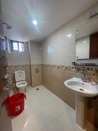Μπάνιο, Hotel Apon Palace in Σιλέτ