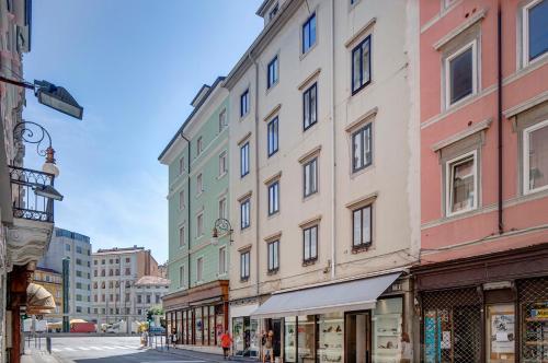 La Maison De Trieste Suite Garage In Centro 5 Persone Vicino Piazza Unita - Trieste