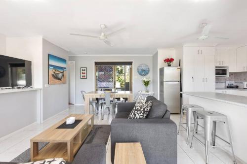 Torquay Beach Splendour - An Expansive Family Stay