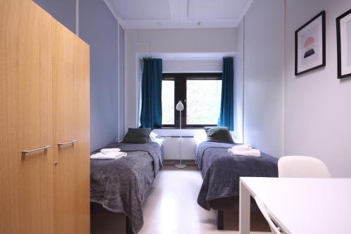 Standard Twin Room with Shared Bathroom