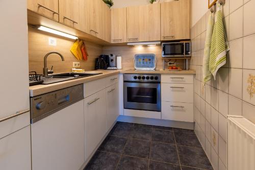 Konyha, Ferienwohnung Trapp in Langewiese