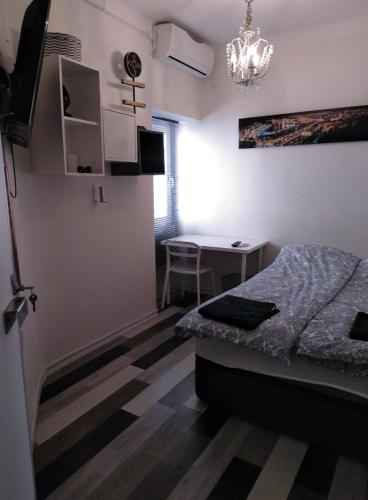 CityRoom 5