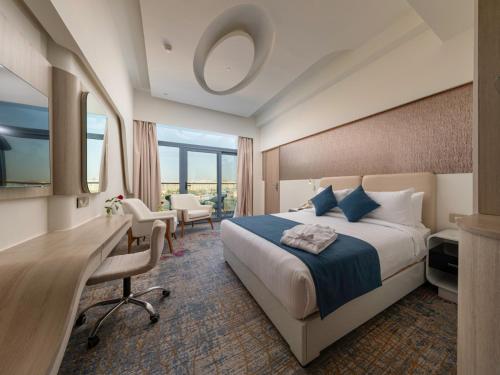 Suite with Garden View image 2