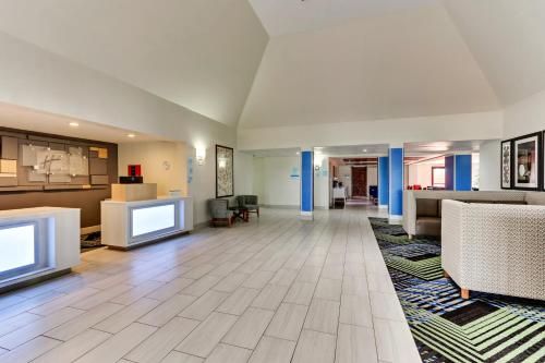 Holiday Inn Express Hotel And Suites Bad Axe By IHG - 숙소 외관
