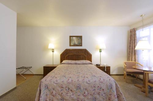 Town House Motel