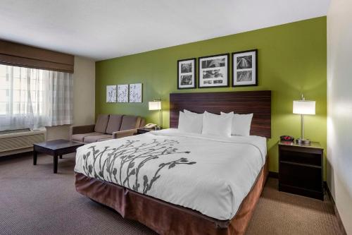 Sleep Inn & Suites Pleasant Hill - Des Moines