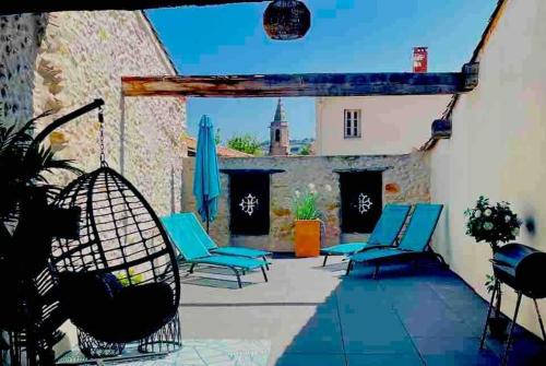 Elegant and Charming Townhouse with roof terrace - Limoux