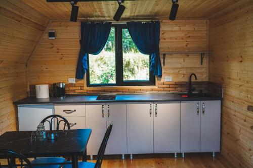 廚房, Vaso-Levani Kazbegi Cottage in 卡茲別克