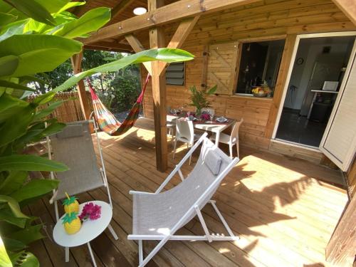 Facilities, Kaz ananas, spa privatif ,plage du Helleux in Berard
