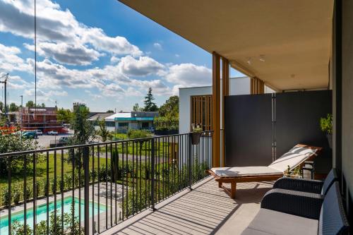 Erkély/terasz, Relax Luxury Sirmio - Elegante Trilocale con Piscina a Sirmione in Bassana