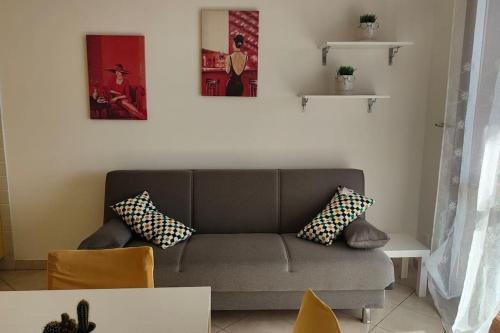  PomeziaCity Apartment in 40 Pomezia