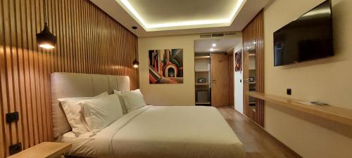 Deluxe Double Room image 10