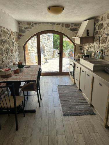 Kitchen, Tulip House in Stavros