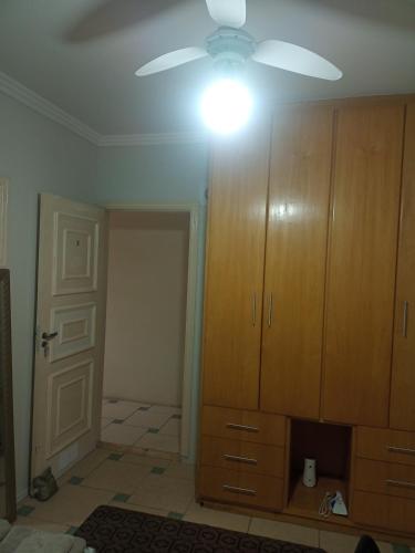 Dormitório 2 aconchegante a 2km de Alphaville (Dormitorio 2 aconchegante a 2km de Alphaville) in バルエリ