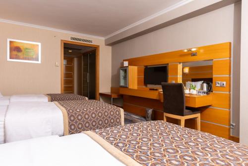 Triple Room image 4