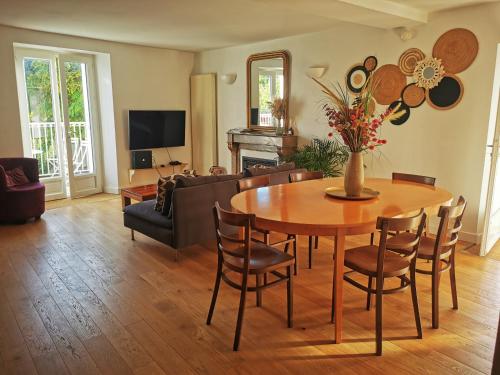 Maison au calme avec terrasse et jardin