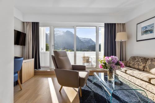 Deluxe Double Room with Balcony and Fjord View