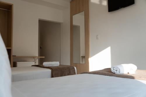 Quadruple Room image 4