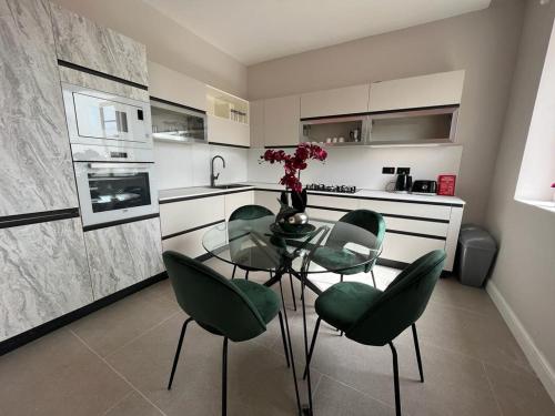 Valletta heart, 3-room superior apartment 4