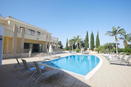 Protaras Holiday Villa Pa7 Private 7 Bedroom villa