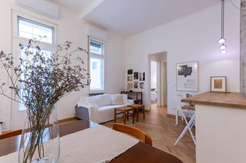  Belpoggio 26 - City Center Apartment in Triest