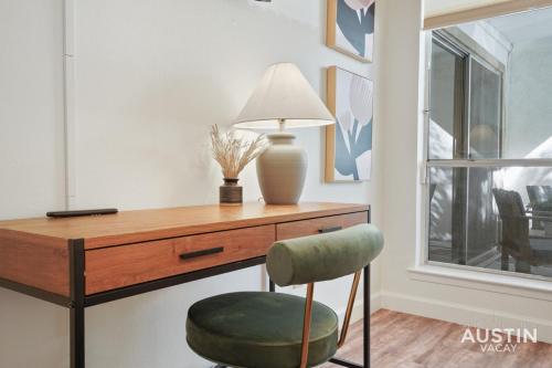 Stay Longer in Austin King Suite and Poolside Fun! Stay Longer in Austin King Suite and Poolside Fun!