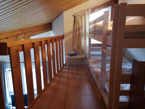 Appartement lumineux, 4-6 personnes, refait à neuf Appartement lumineux, 4-6 personnes, refait à neuf