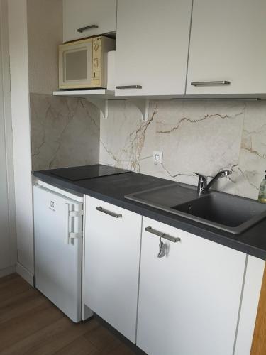 Appartement lumineux, 4-6 personnes, refait à neuf Appartement lumineux, 4-6 personnes, refait à neuf