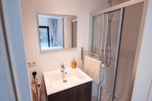 K&Y suites 3, 500m to Brussels airport