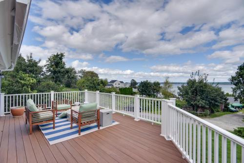 Spacious Portsmouth Home with Deck, Walk to Beach! in Portsmouth, USA
